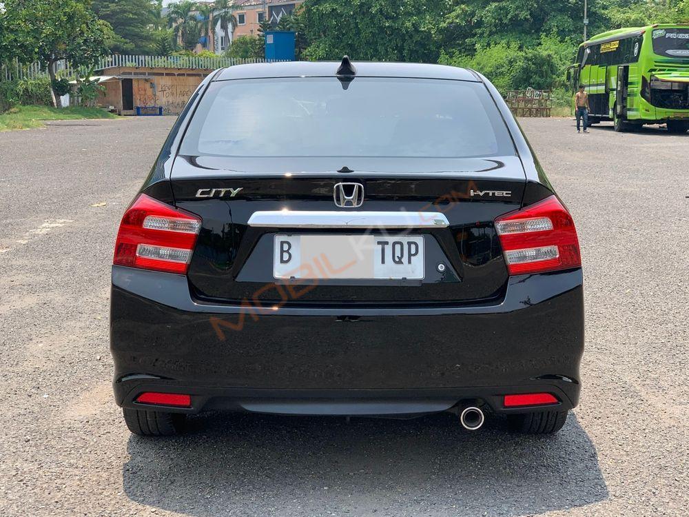 Mobil Honda City Sedan 2012