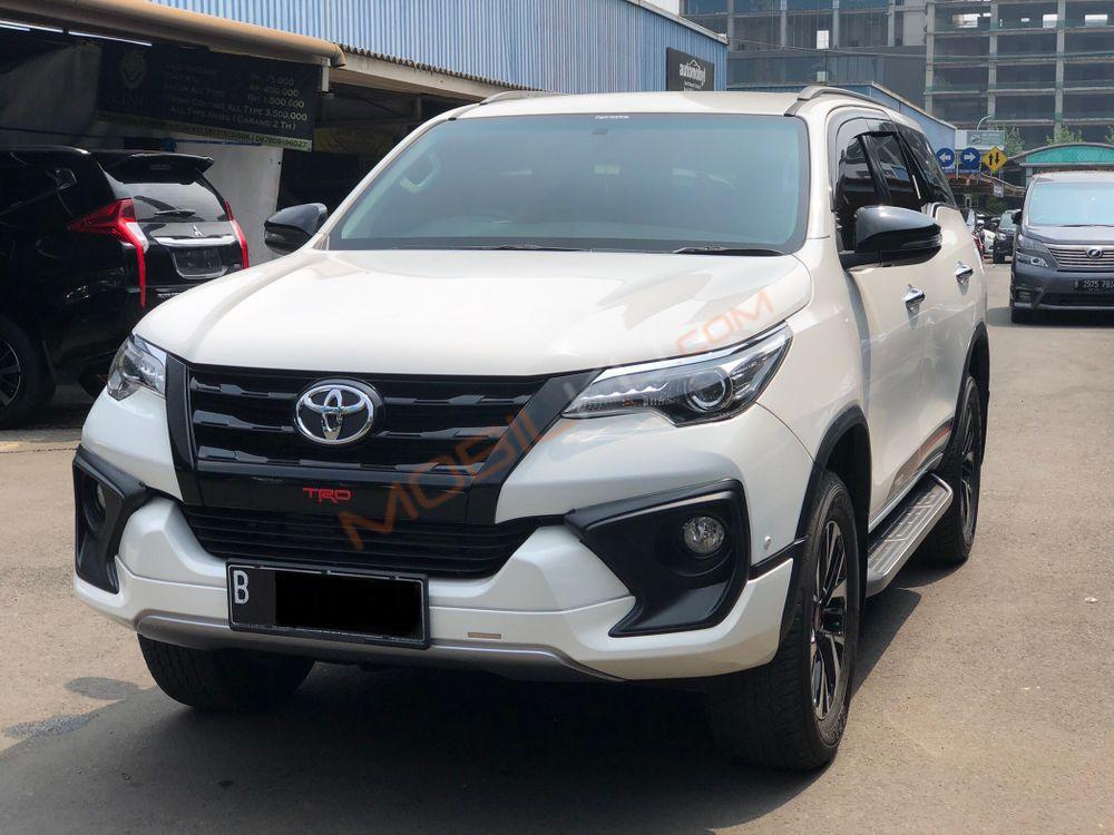 Mobil Toyota Fortuner 2019