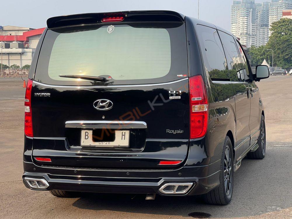 Mobil Hyundai H-1 2018