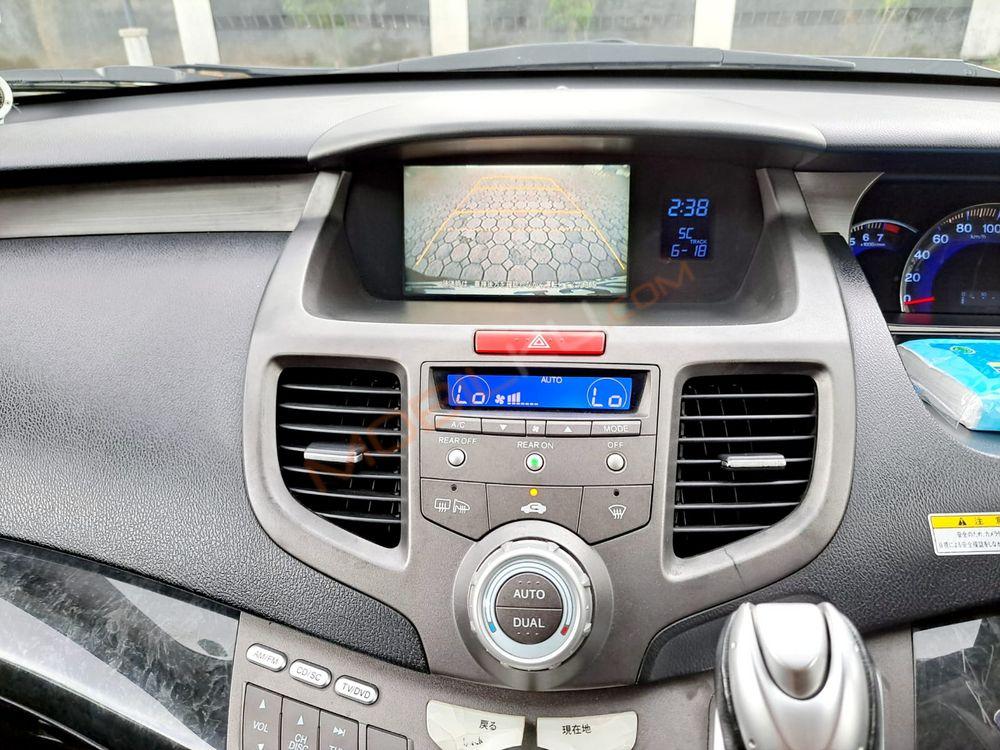 Mobil Honda Odyssey 2007