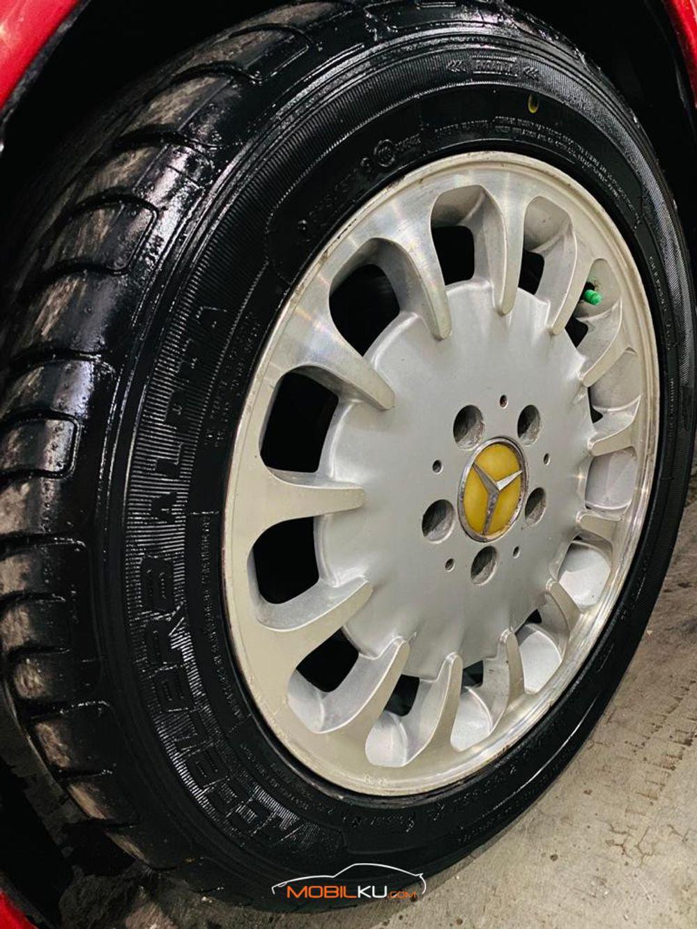 Mobil Mercedes-Benz C-Class 2016