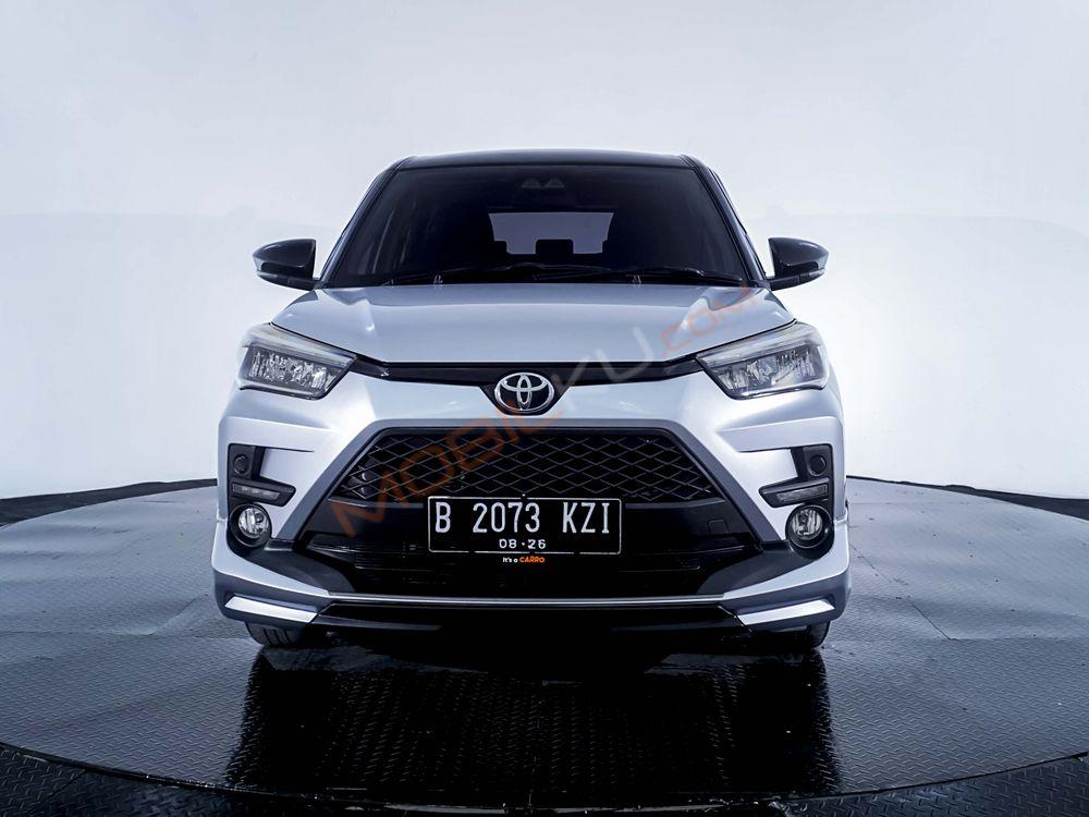Mobil Toyota Raize 2021