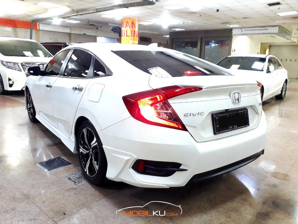 Mobil Honda Civic Sedan 2018