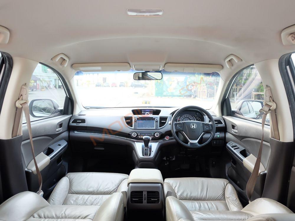 Mobil Honda CR-V 2013