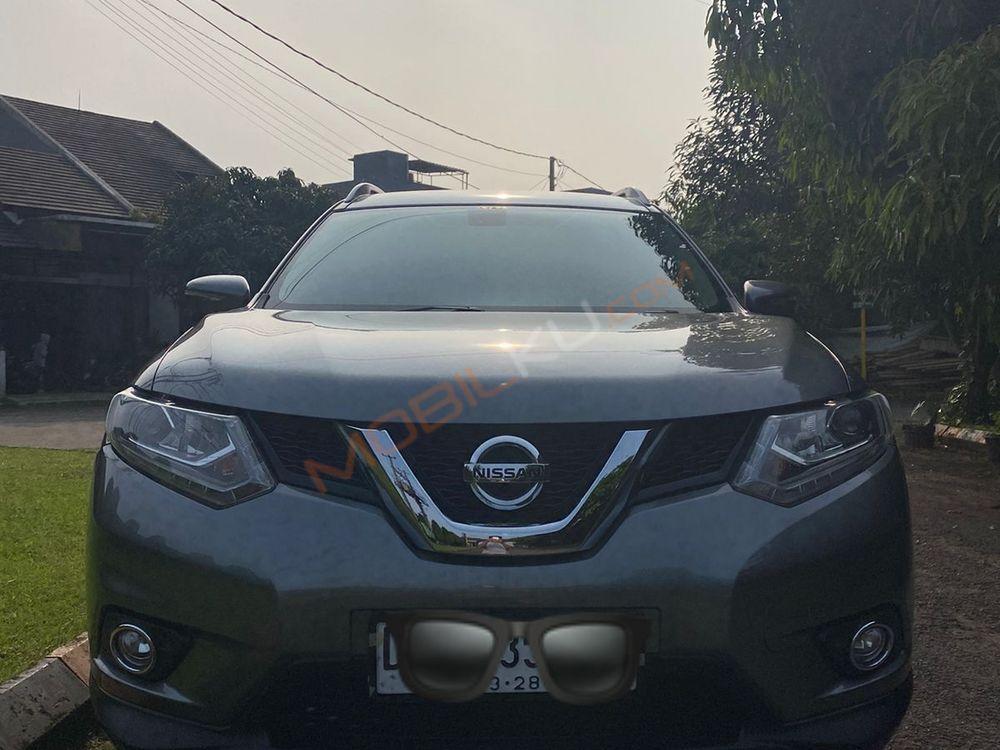 Mobil Nissan X-Trail 2014