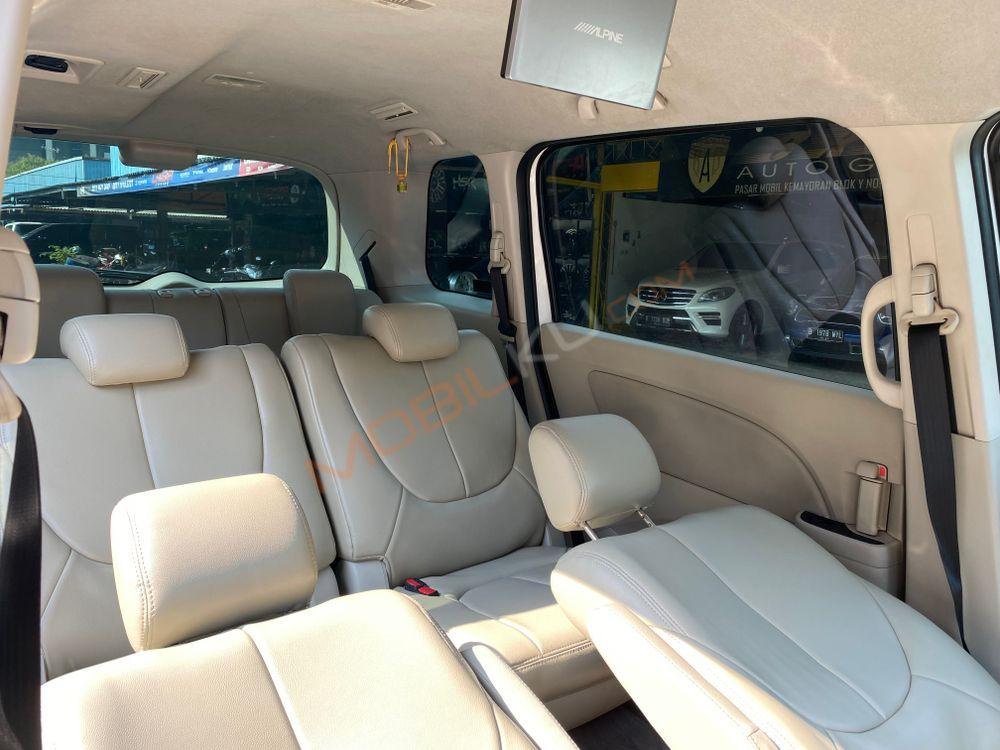 Mobil Mazda Biante 2014