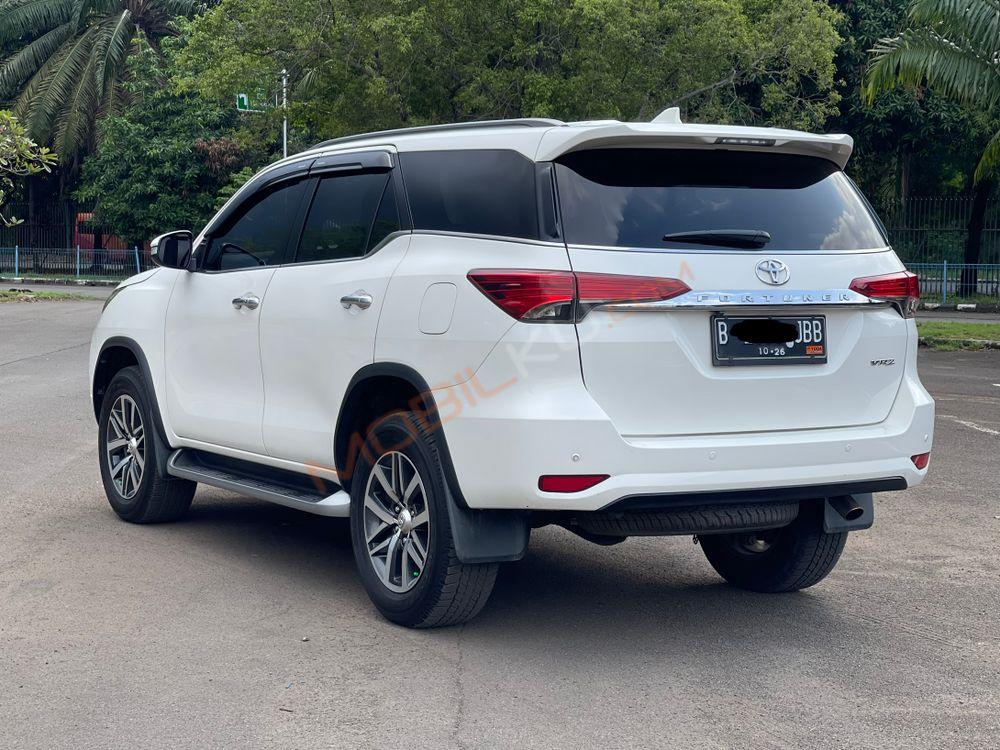 Mobil Toyota Fortuner 2016