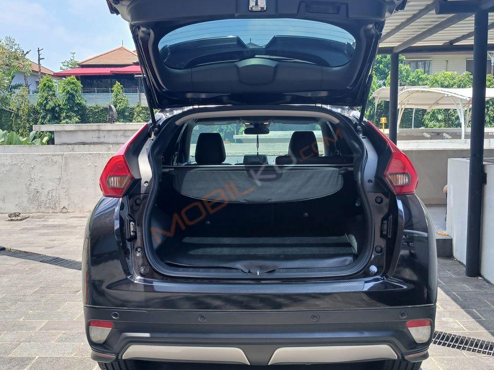 Mobil Mitsubishi Eclipse Cross 2019
