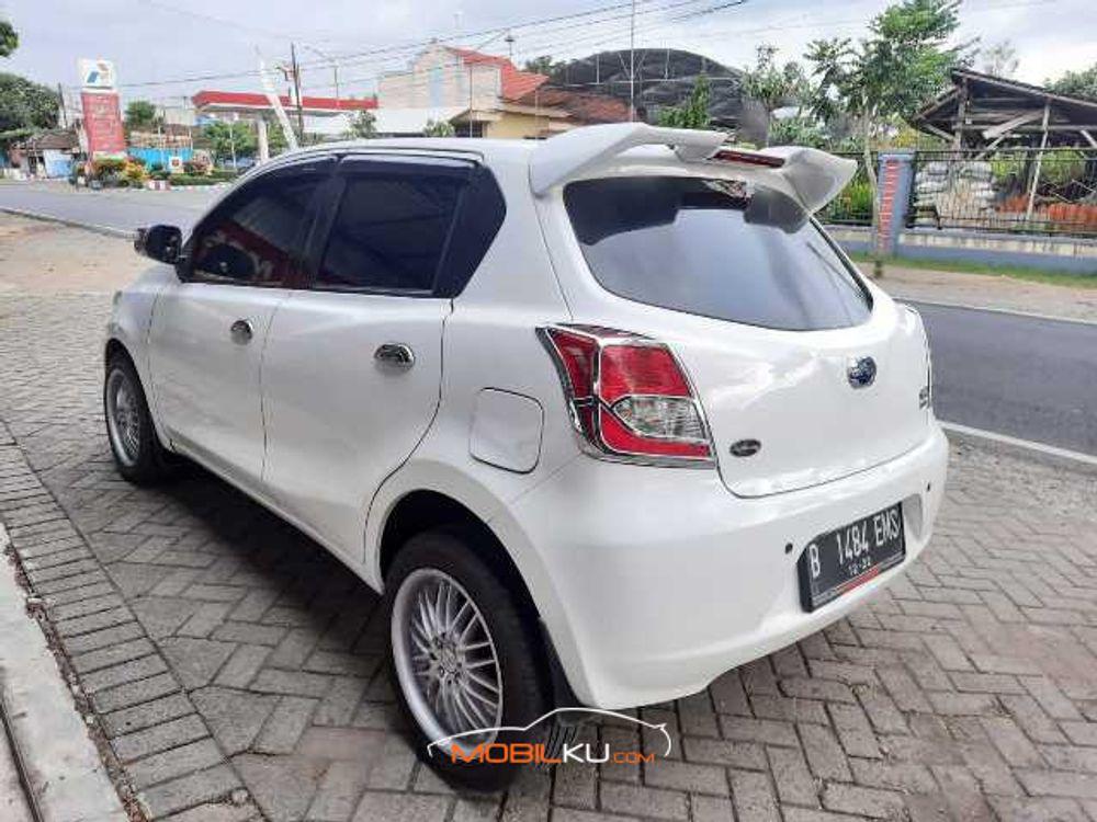 Mobil Datsun GO 2015