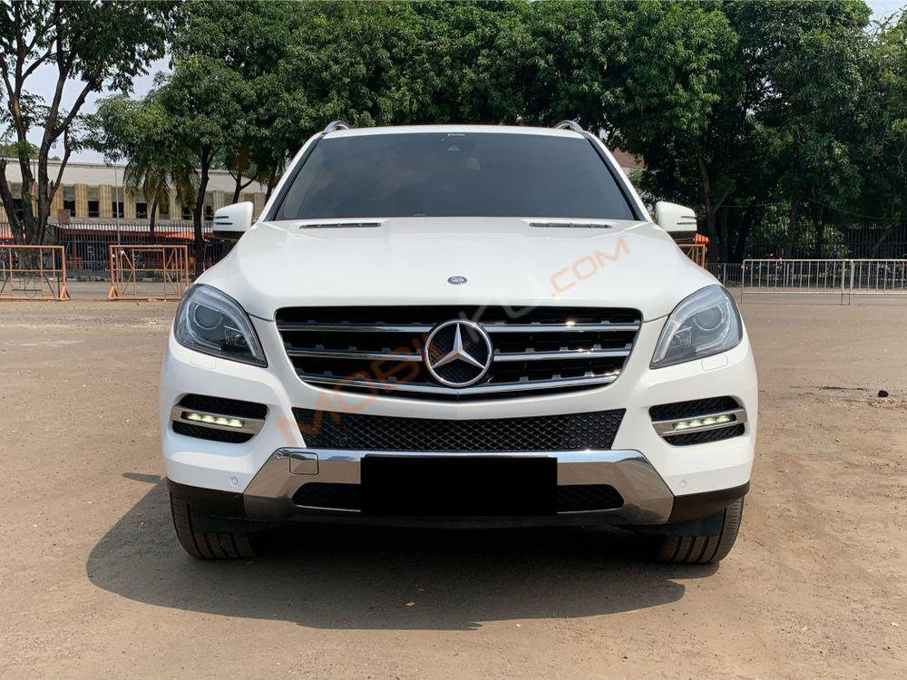 Mobil Mercedes-Benz ML 2015