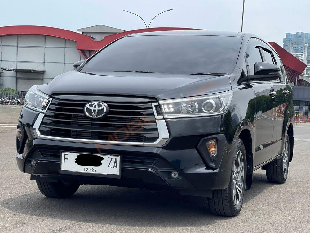 Mobil Toyota Kijang Innova 2022