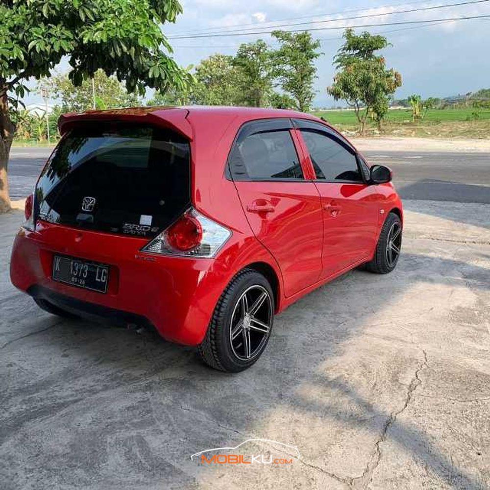 Mobil Honda Brio 2015