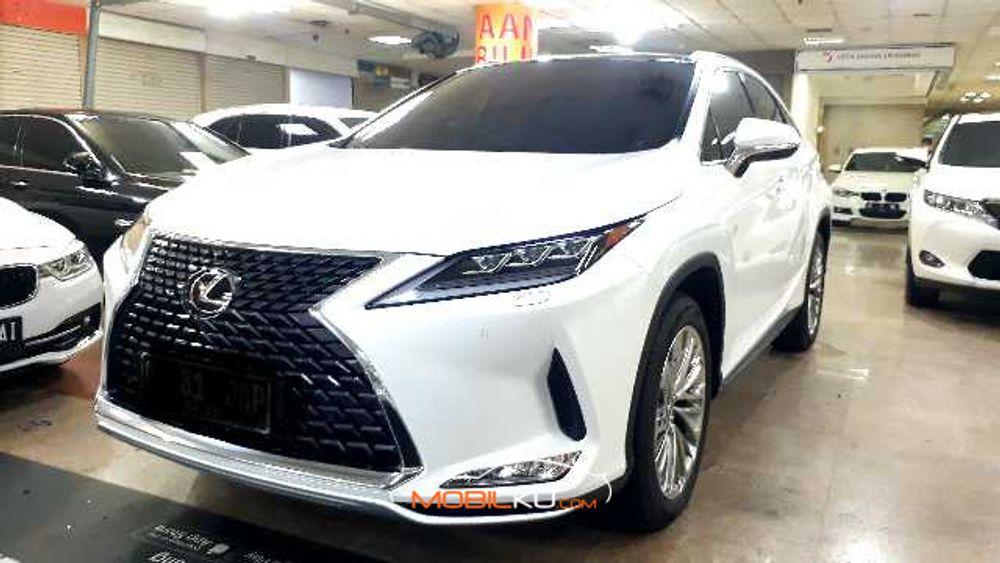 Mobil Lexus RX 2020