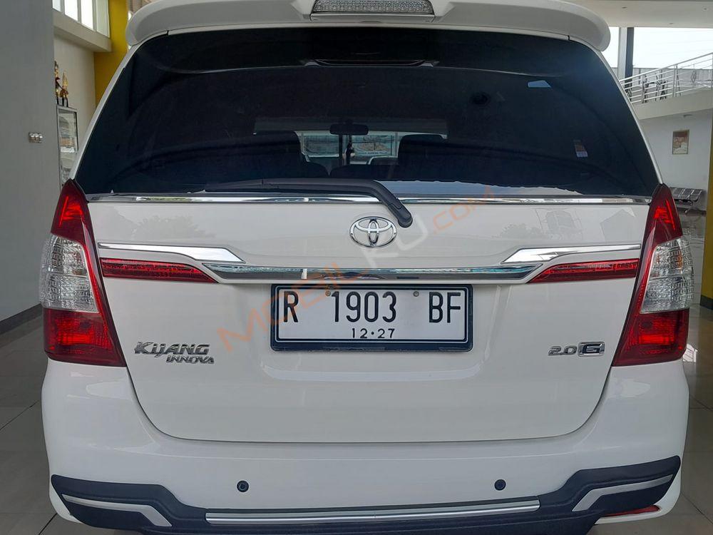 Mobil Toyota Kijang Innova 2014