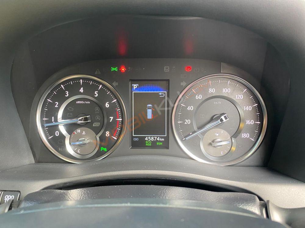 Mobil Toyota Alphard 2019