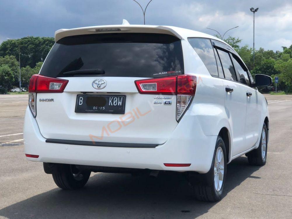 Mobil Toyota Kijang Innova 2020