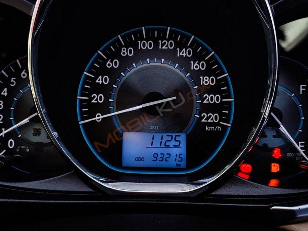 Mobil Toyota Vios 2017