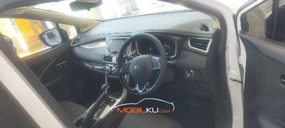 Mobil Mitsubishi Xpander 2021