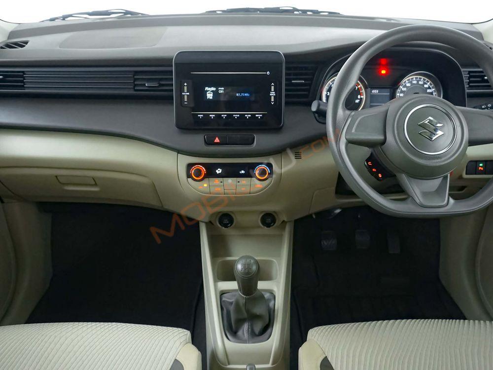 Mobil Suzuki Ertiga 2022