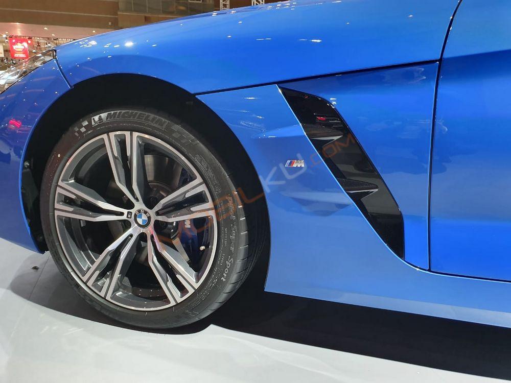 Mobil undefined undefined undefined