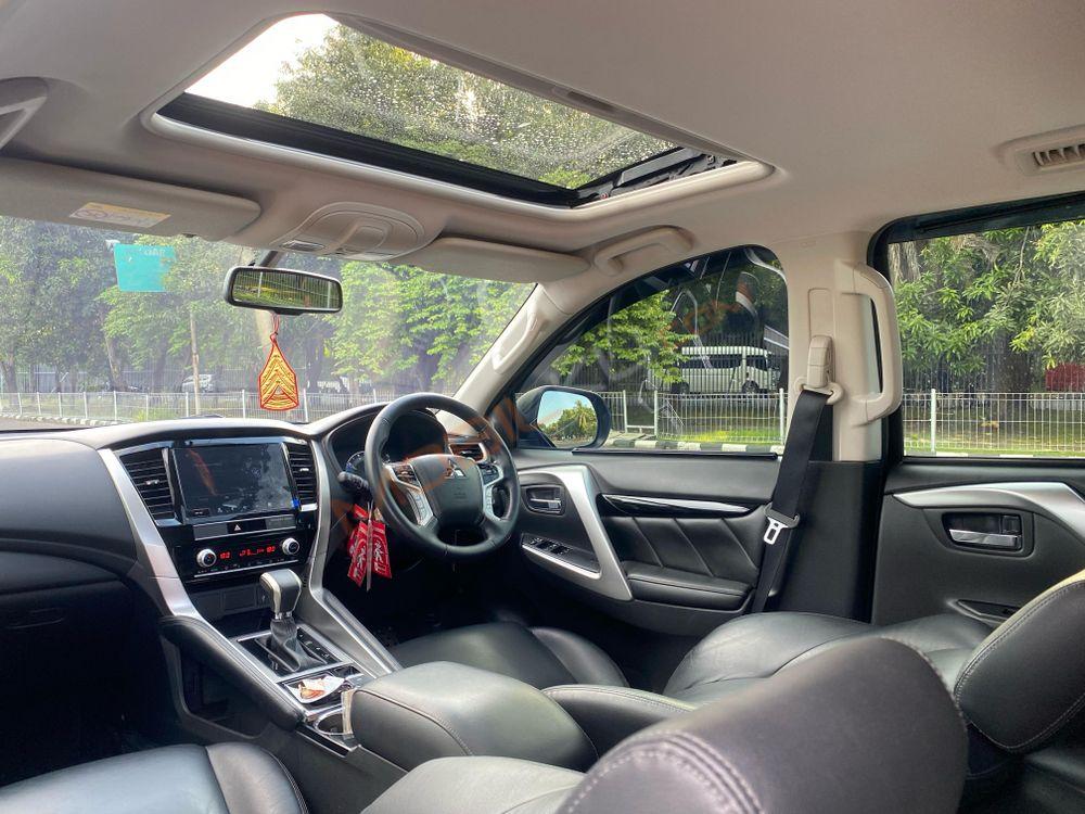 Mobil Mitsubishi Pajero Sport 2022