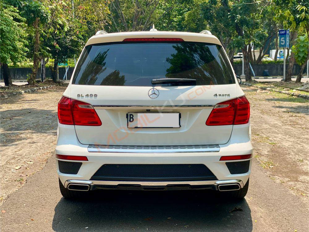 Mobil Mercedes-Benz GL 2014