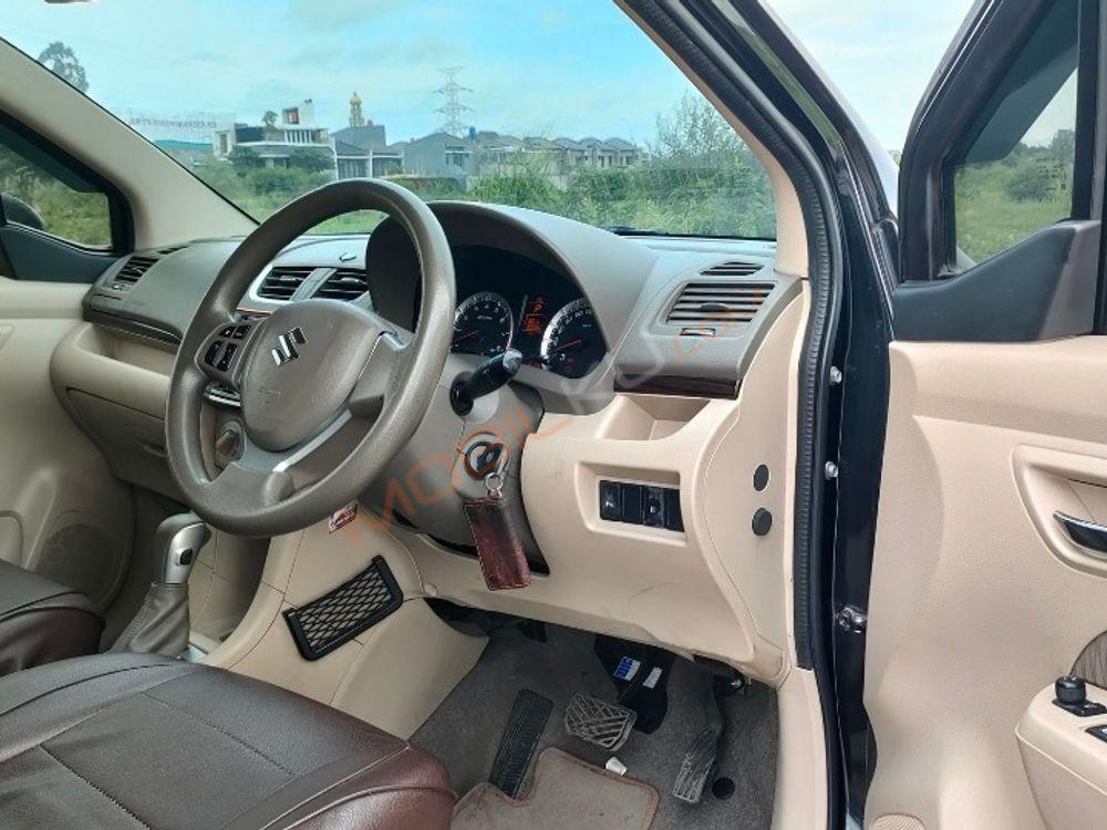 Mobil Suzuki Ertiga 2016