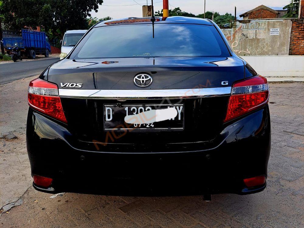 Mobil Toyota Vios 2014