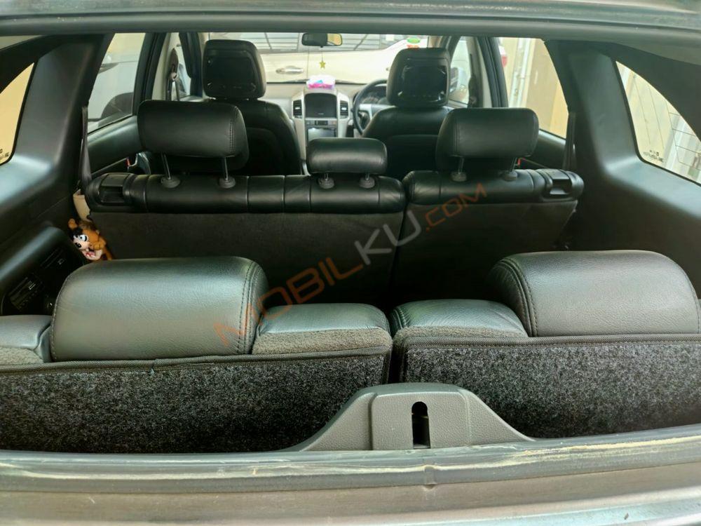 Mobil Chevrolet Captiva 2009