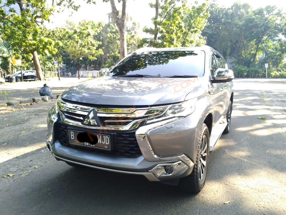 Mobil Mitsubishi Pajero Sport 2016