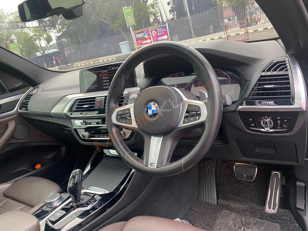 Mobil BMW X3 2021