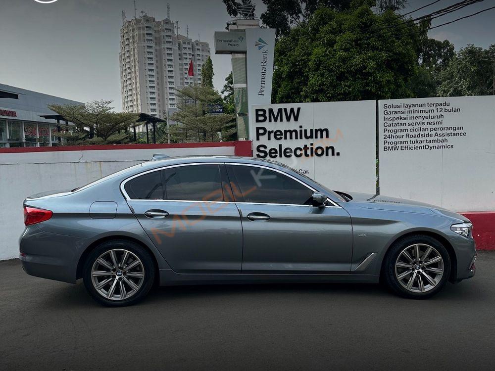 Mobil BMW 5 Series 2018