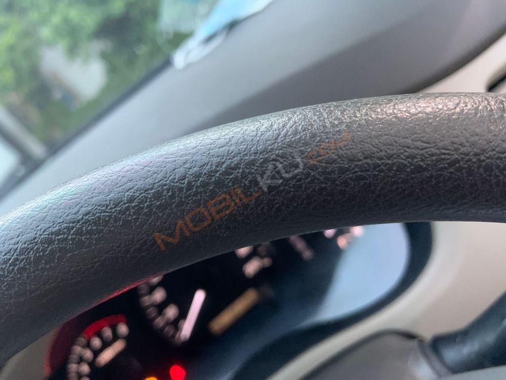 Mobil Toyota Kijang Innova 2014