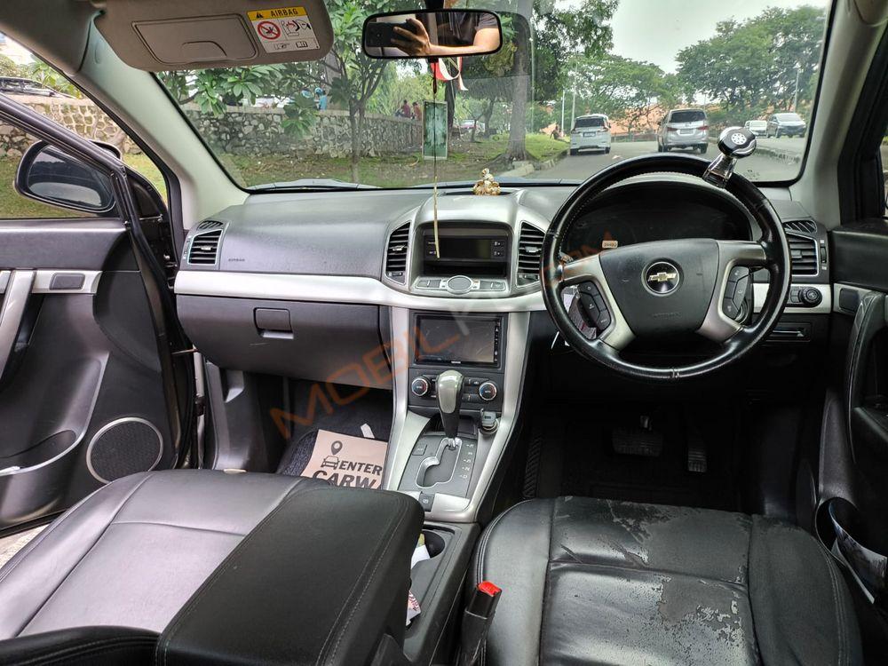 Mobil Chevrolet Captiva 2014