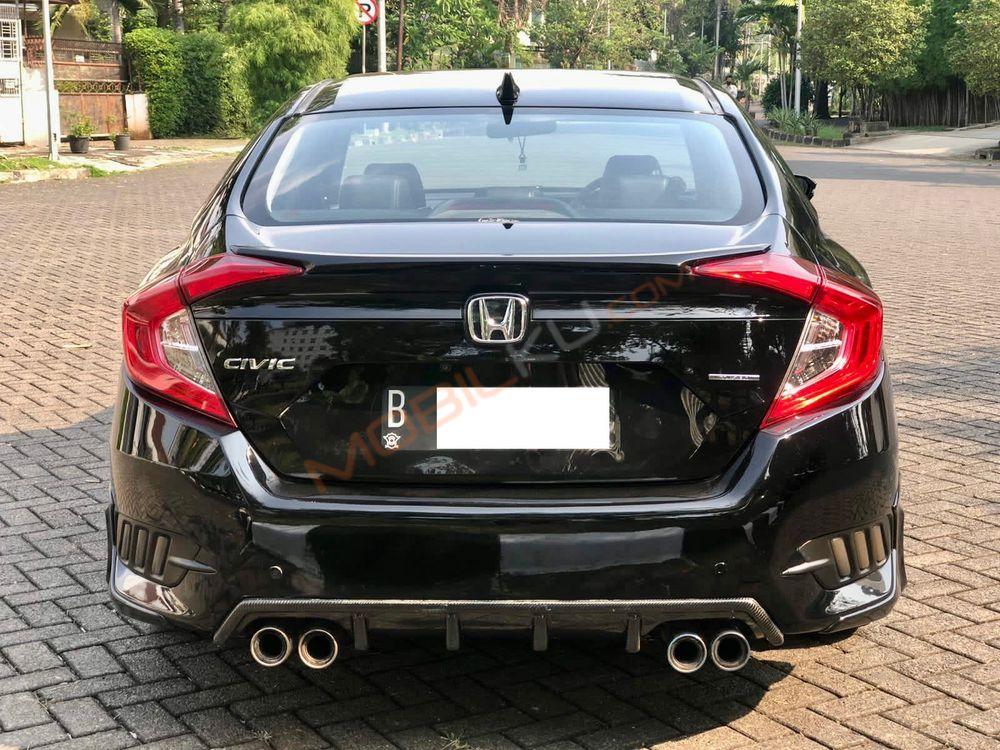 Mobil Honda Civic Sedan 2017