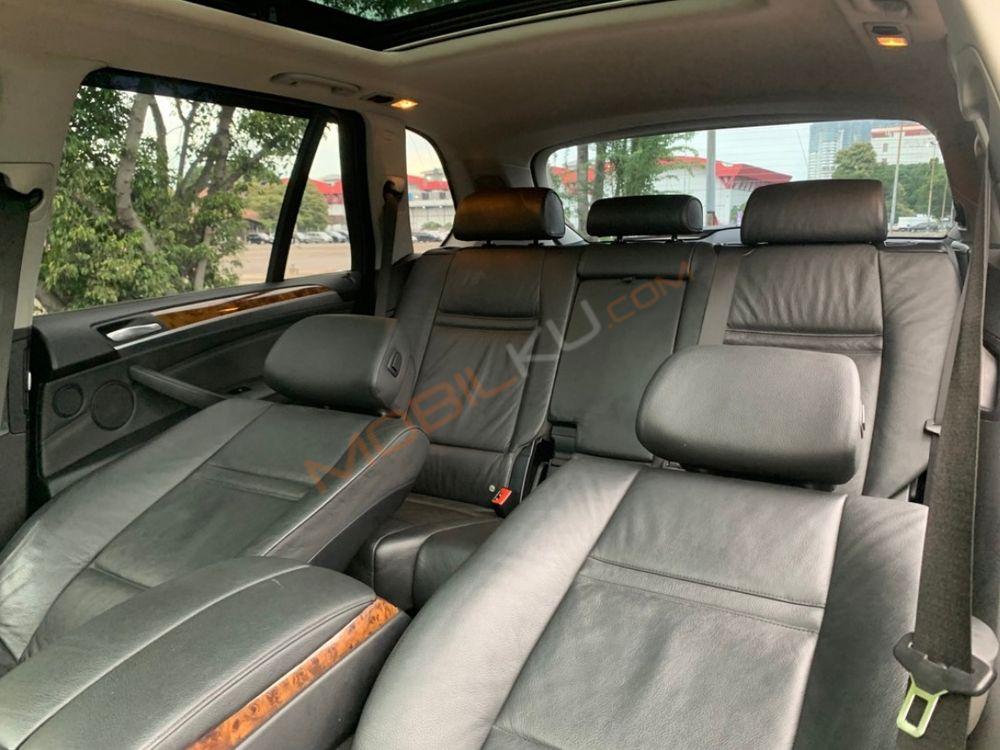 Mobil BMW X5 2008