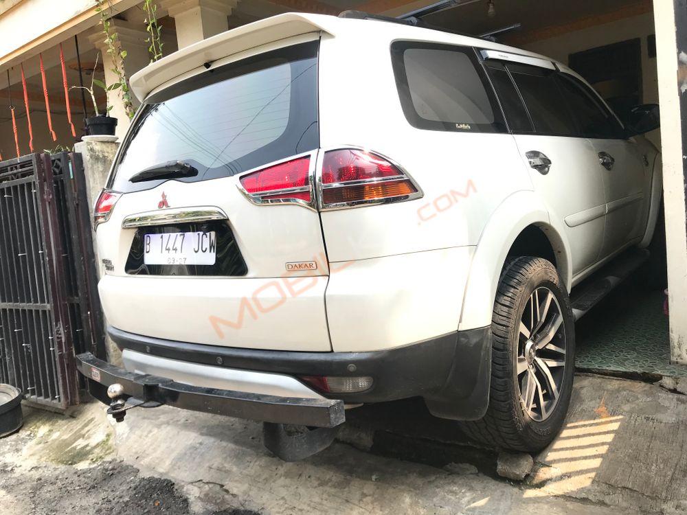 Mobil Mitsubishi Pajero Sport 2012