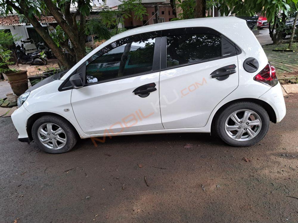 Mobil Honda Brio 2017