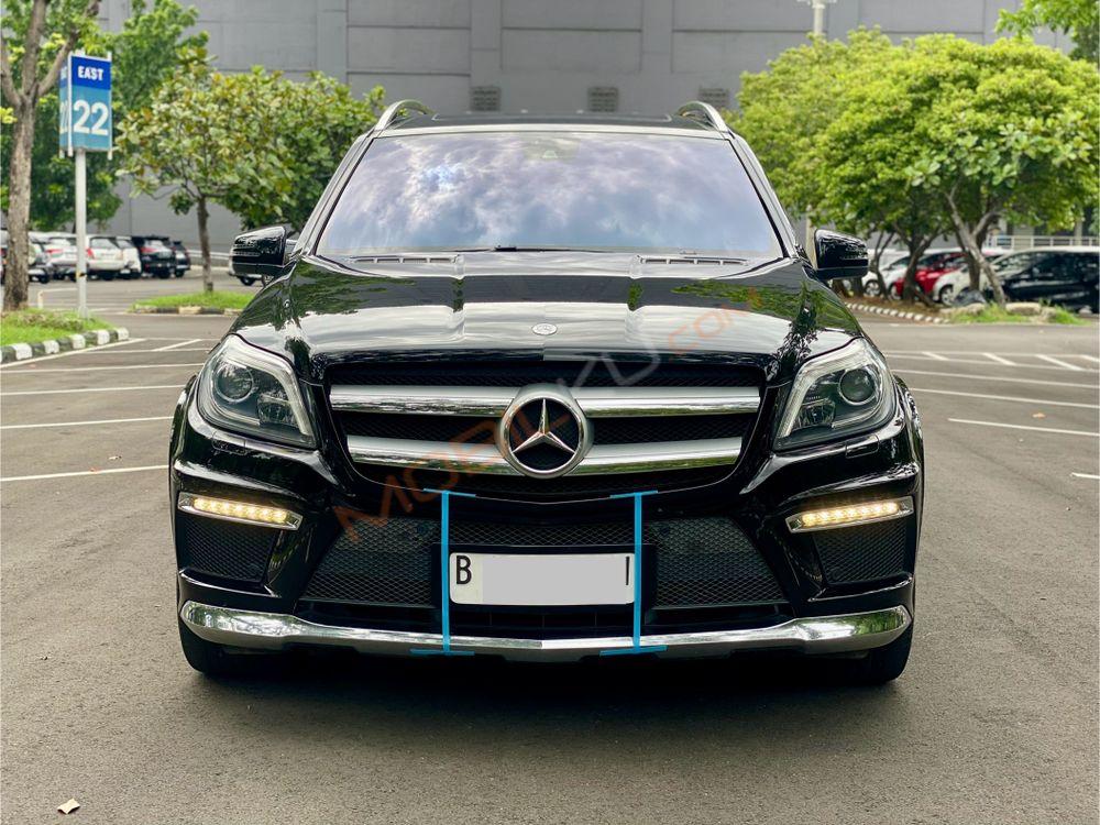 Mobil Mercedes-Benz GL 2013