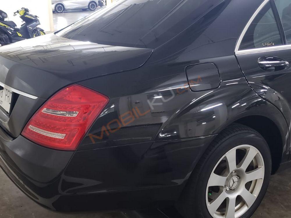Mobil Mercedes-Benz S-Class 2007