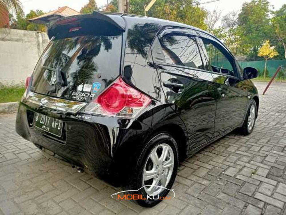 Mobil Honda Brio 2017