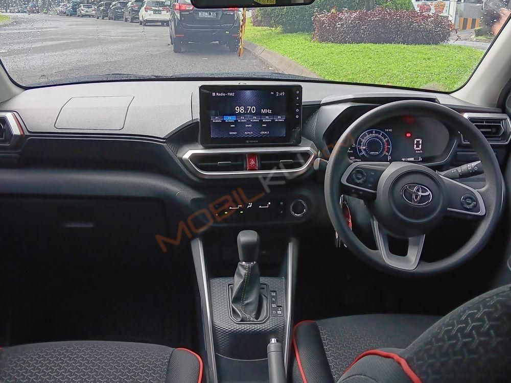 Mobil Toyota Raize 2022
