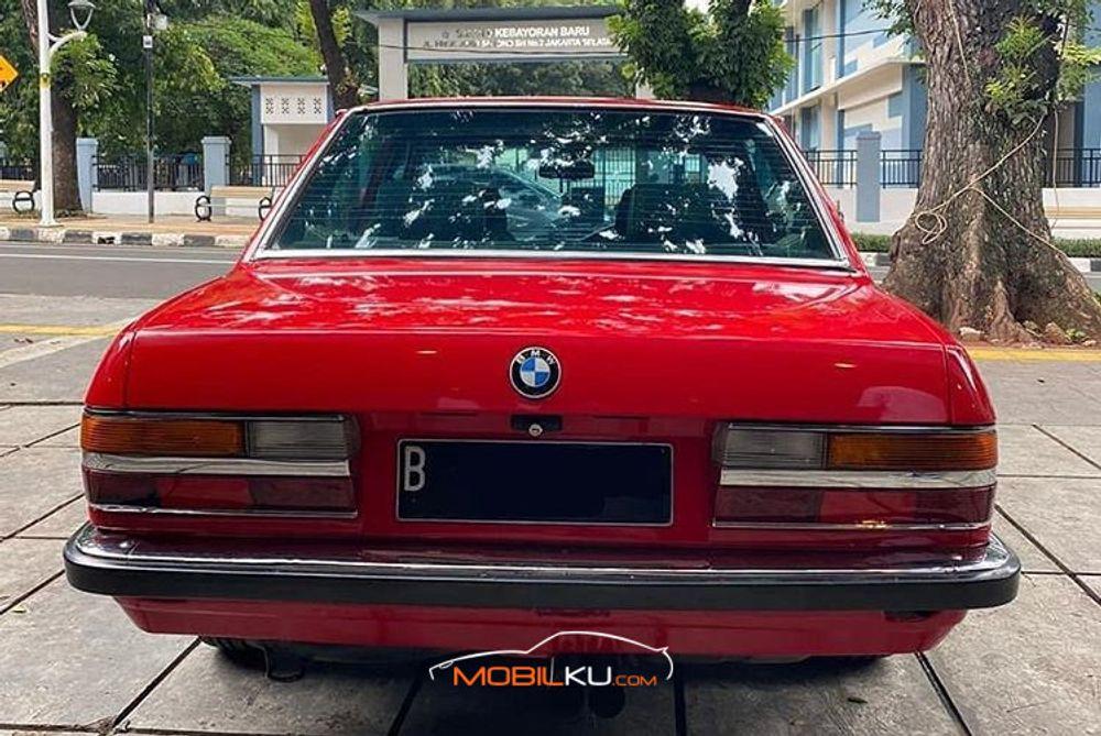 Mobil BMW 5 Series 1986