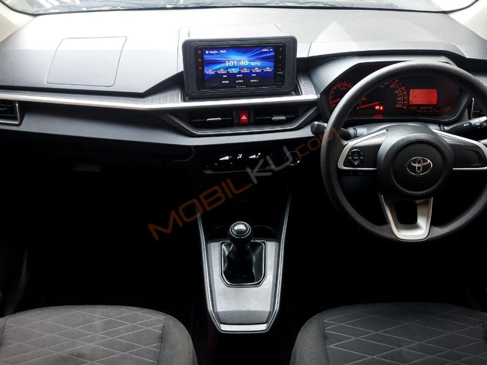 Mobil Toyota Agya 2023