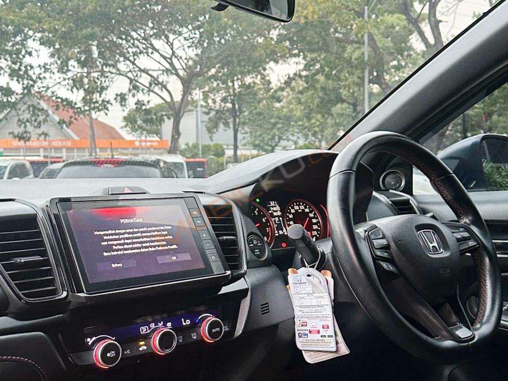 Mobil Honda City Hatchback 2022