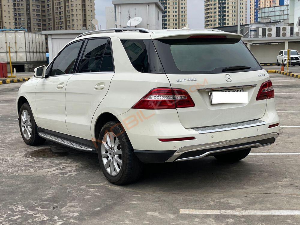 Mobil Mercedes-Benz ML 2013