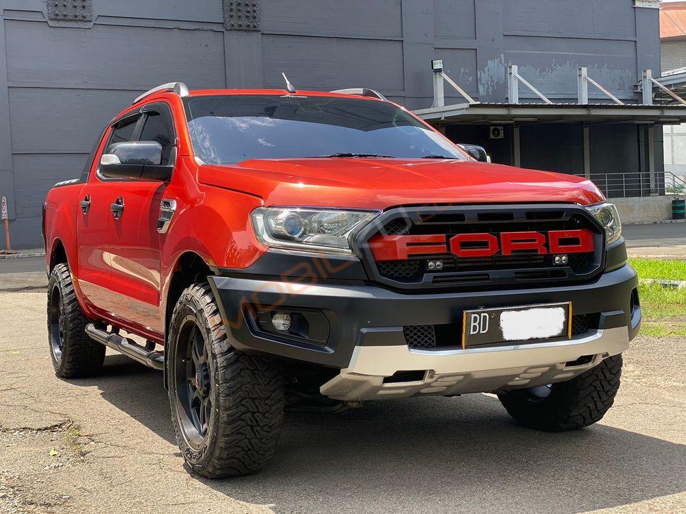 Mobil Ford Ranger 2014