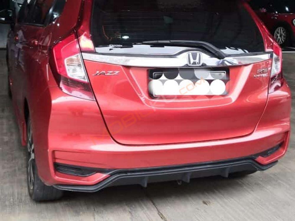 Mobil Honda Jazz 2019