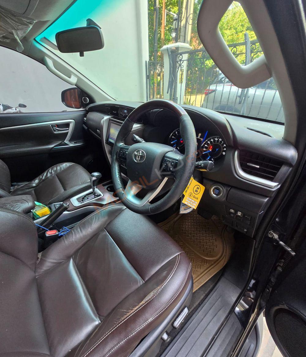 Mobil Toyota Fortuner 2016