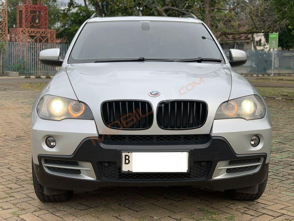 Mobil BMW X5 2008